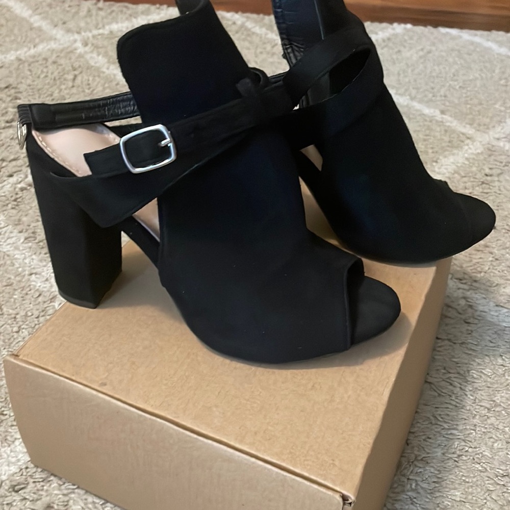Black open toed heeled booties with clasp